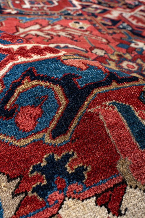 Antique Heriz Area Rug (7' x 11')